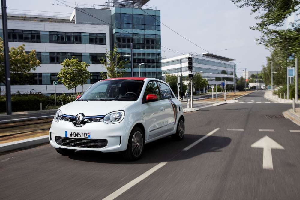 Renault Twingo moderniza-se para enfrentar as cidades