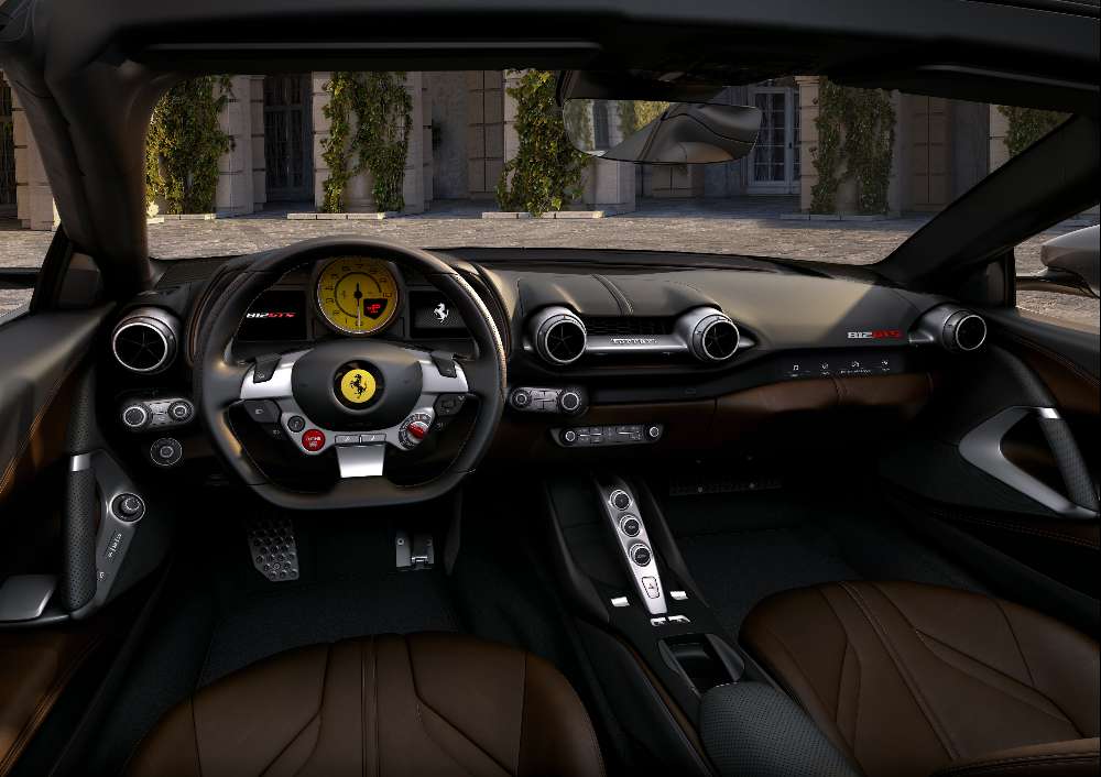 Ferrari apresenta dois novos modelos descapotáveis