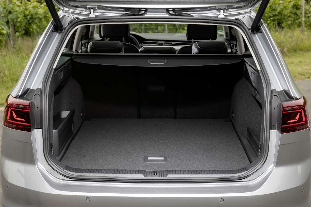 Conduzimos a nova Volkswagen Passat Variant GTE com mais autonomia e tecnologia