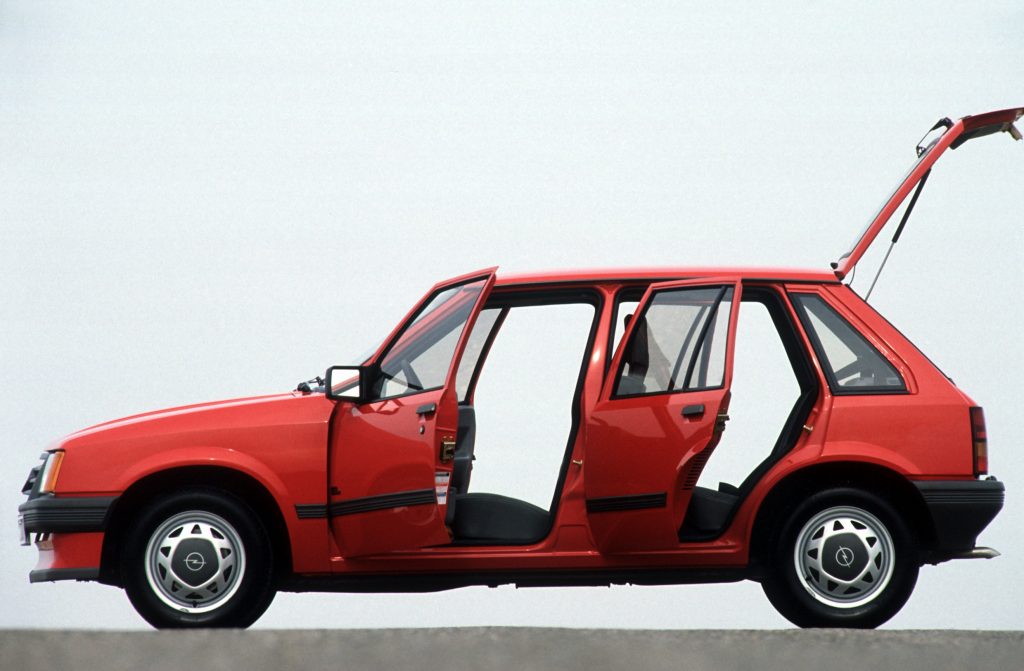 Opel Corsa A, o primeiro carro de muitos jovens dos anos 80 e 90