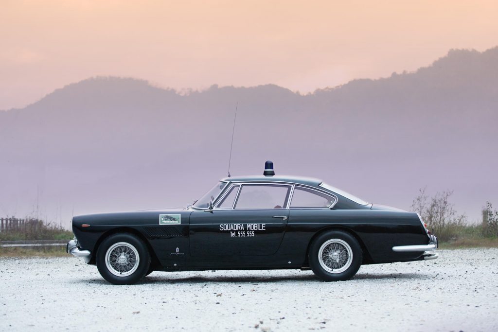 Ferrari 250 GTE, o carro da polícia italiana mais temido dos anos 60